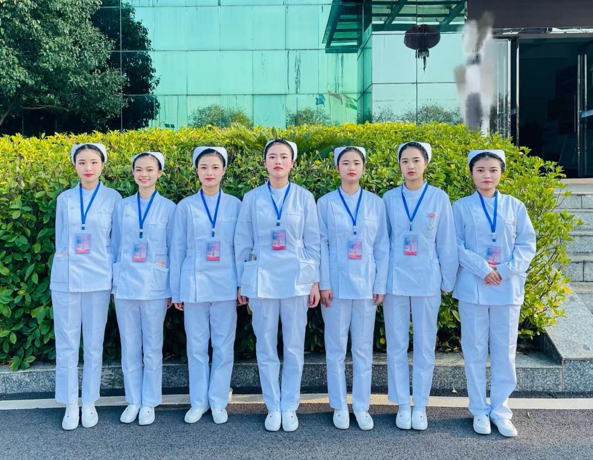 【喜报】竞精湛技艺 展职教风采——我校斩获长株潭中职学校护理技能竞赛总分第二