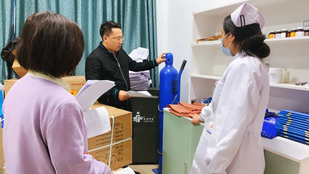 安全自检 防患未然 | ​我校召开实训室安全自查部署会并开展专项检查