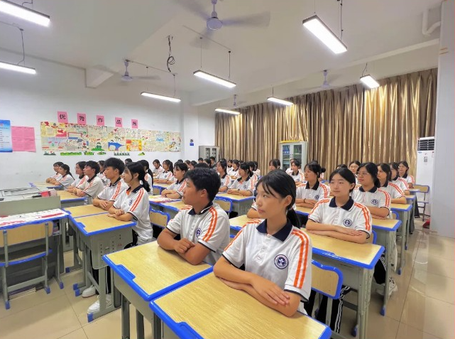 爱我中华 强我国防 | 我校开展国防教育主题活动