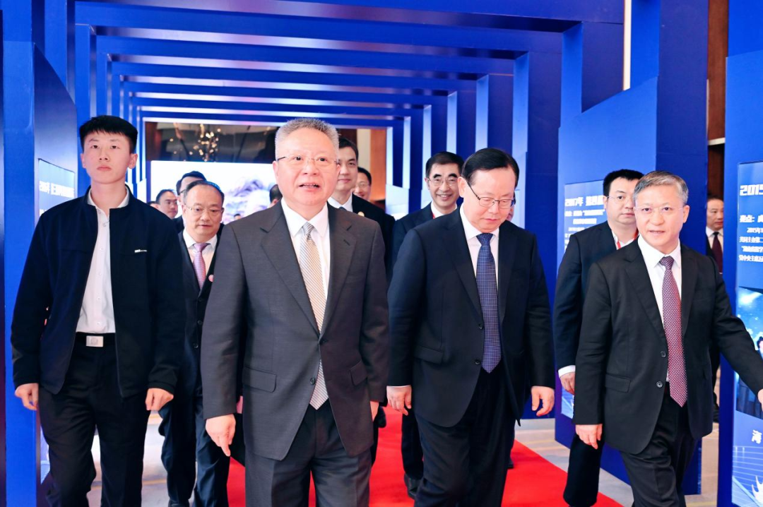 我校校长陈强博士受邀参加“海归论坛十周年庆祝大会暨第十届海归论坛开幕式”