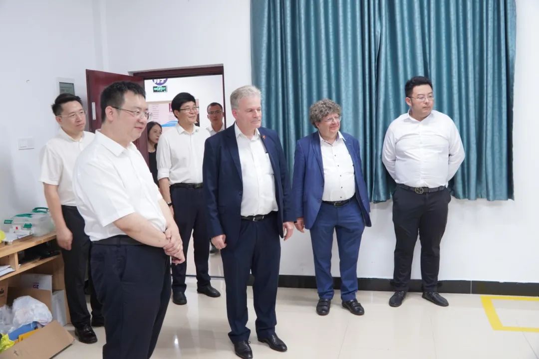 c988b6aba0d19af624fd1ed7d07af3c1.jpg c988b6aba0d19af624fd1ed7d07af3c1.jpg